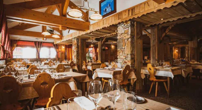Hotel Le Sherpa, Val Thorens ski chalet, image 2